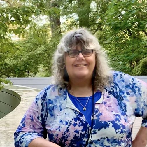 Headshot of Elise Berniner in nature